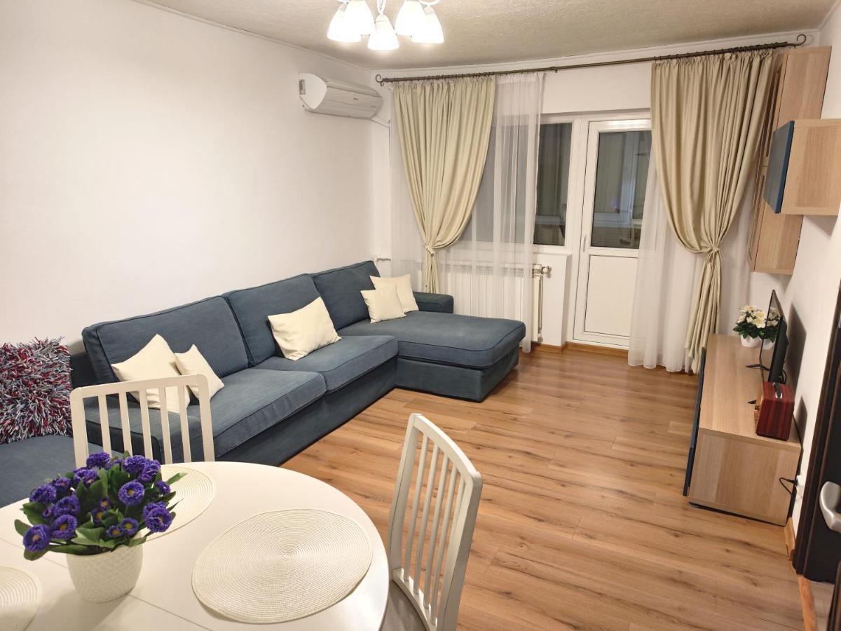 Platinum Apartment - Apartament Cu 3 Camere, 2 Dormitoare, 2 Bai, Bucatarie Complet Utilata, 2 Balcoane Bucareste Exterior foto