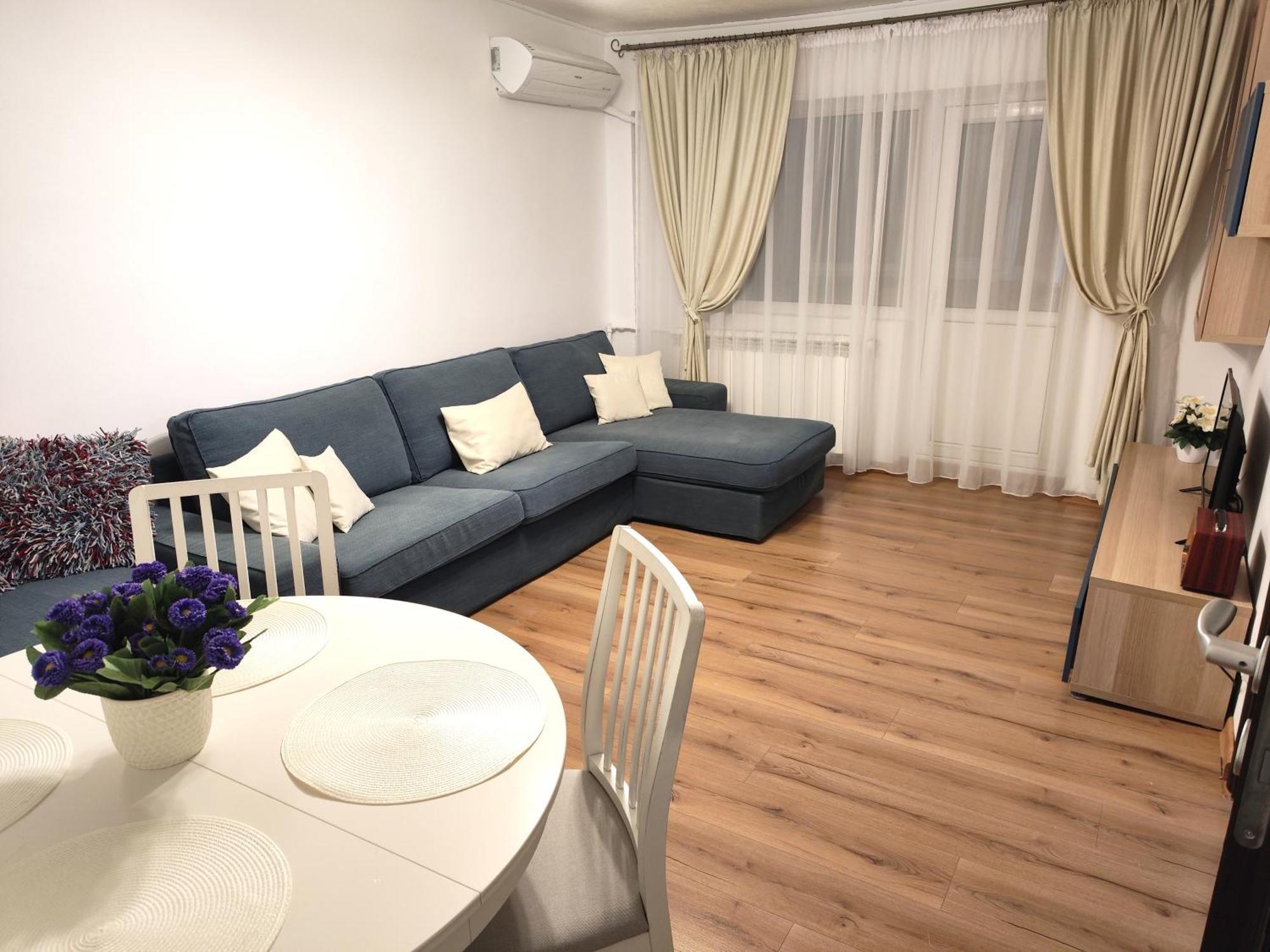 Platinum Apartment - Apartament Cu 3 Camere, 2 Dormitoare, 2 Bai, Bucatarie Complet Utilata, 2 Balcoane Bucareste Exterior foto